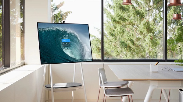 Digitálna interaktívna tabuľa Microsoft Surface 2S.