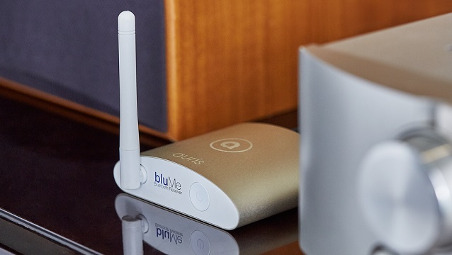 Bluetooth, audio, prijímač, bezdrôtový prenos, AAC, DAC, AKM, AK4396, SPDIF, RCA, SBC, aptX Low Latency, Auris bluMe, bluMe, start-up, technológie, novinky