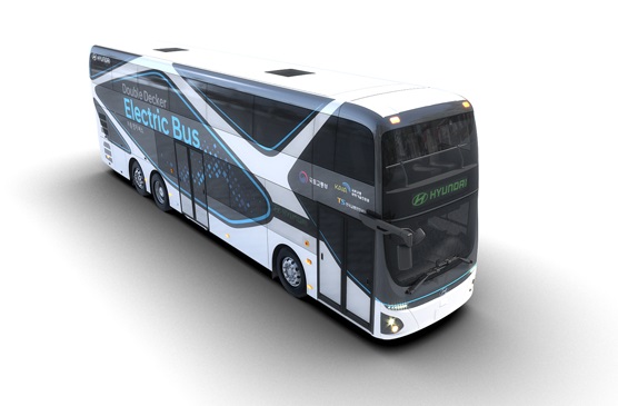 Elektrický dvojpodlažný autobus Hyundai. 