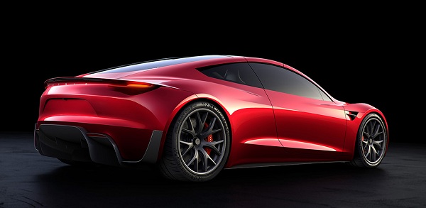 Nový elektromobil Tesla Roadster bude mať batériu s výkonom 200 kWh, vďaka čomu by mal dokázať na jedno nabitie prejsť vzdialenosť až takmer 1 000 kilometrov (620 míľ).