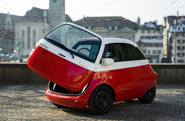 Nový elektromobil Microlino je inšpirovaný automobilom BMW Isetta z roku 1950.