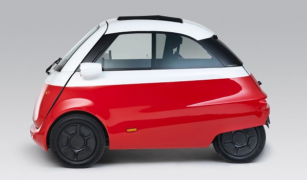 Finálna verzia elektromobilu Microlino má na dĺžku 2,4 metra, bez batérie váži len 450 kilogramov a dosahuje maximálnu rýchlosť 55 km / h.