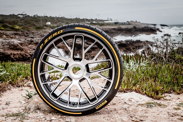 Spoločnosť Pirelli testovala technológiu Cyber Tire vo svojich pneumatikách P Zero Trofeo.