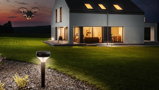Bezpečnostný systém Sunflower Home Awerness System je zaujímavou kombináciou senzorových technológií v solárných svietidlách a autonómneho strážiaceho drona s kamerou