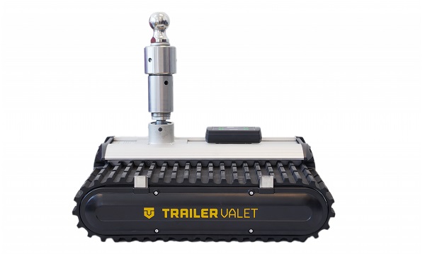 Pásový stroj Trialer Valet RVR ovládaný na diaľku pomôže s parkovaním prívesov.