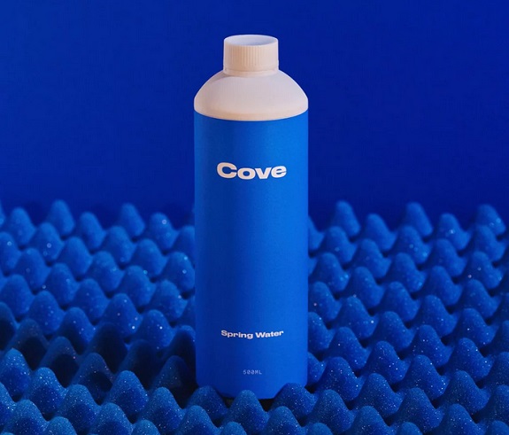 Biodegradovateľná fľaša na vodu Cove.