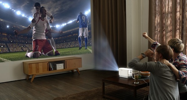 Laserový projektor LG ProBeam premieta v rozlíšení Full HD