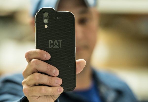 Odolný smartfón CAT S61 s rozšíreným balíkom užitočných nástrojov.