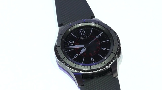 Samsung predstavil na veľtrhu IFA 2016 nové inteligentné hodinky Gear S3