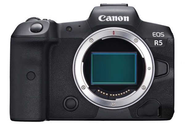 Full-frame bezzrkadlový systém Canon EOS R5.