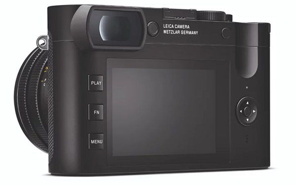 Kompaktný full-frame fotoaparát Leica Q2.
