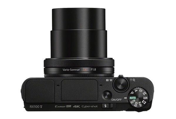 Kompaktný fotoaparát Sony RX100 IV.