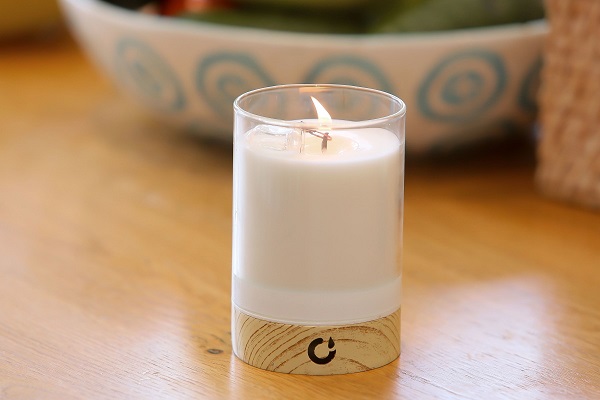 Bluetooth relaxačná sviečka Candle Touch.