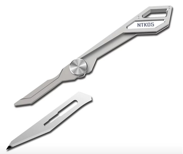 Skladací titánový nožík Nitecore NTK05.