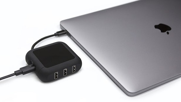 Nabíjačka PowerUp prináša pre MacBook a MacBook Pro aj dodatočné porty USB-A