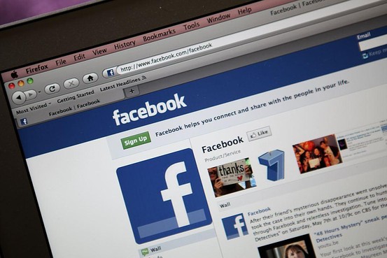 News Feed s video reklamami