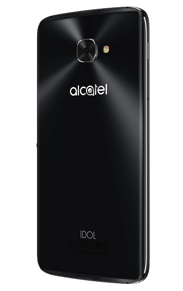 Smartfóny Alcatel IDOL 4 a IDOL 4S sú vybavené špeciálnym tlačidlom Boom pre multimediálne funkcie