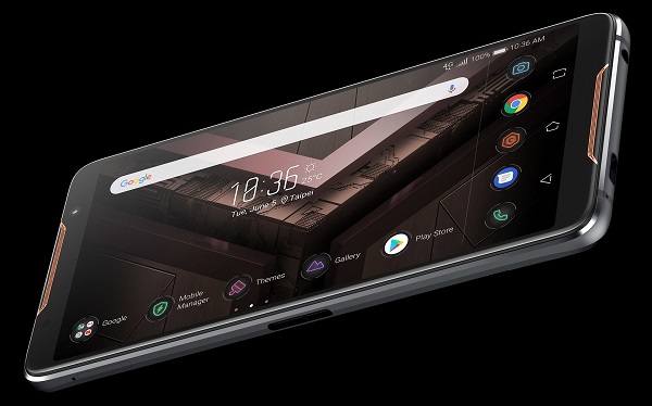 Smartfón ASUS ROG Phone má 6 palcový AMOLED displej s rozlíšením 2160 x 1080 bodov, ktorého pomer strán je 18 : 9.