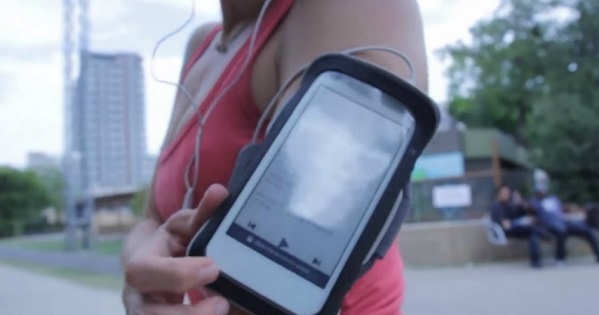 smartfón, Siam, Siam 7X, displej, E-ink, Full HD, dva displeje, Helix, technológie, novinky, technologické novinky, inovácie, recenzie, prvé dojmy