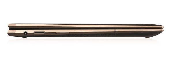 HP Spectre x360 13 je o 13 % menší v porovnaní s predošlou generáciou, o 23,4 mm menší na výšku, s horným okrajom menším o 12 mm a spodným o 15 mm.