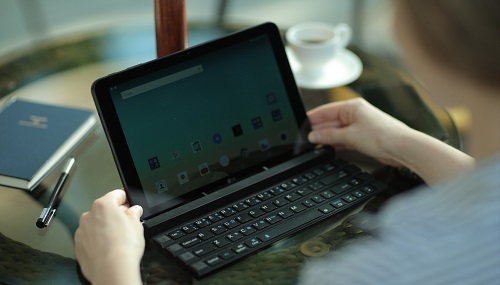 LG, IFA 2015, klávesnica, rolovateľná klávesnica, mobilné zariadenia, KBB-700, Rolly Keyboard, technológie, novinky