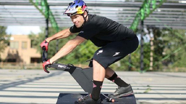 Špeciálny trenažér RipRow pre jazdcov na horských bicykloch.