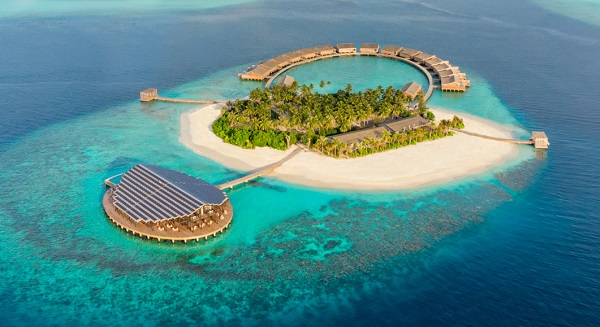 Súkromný ostrovný rezort Kudadoo Maldivy.