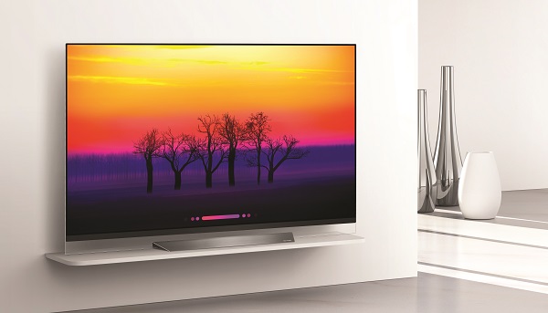 LG OLED TV E8