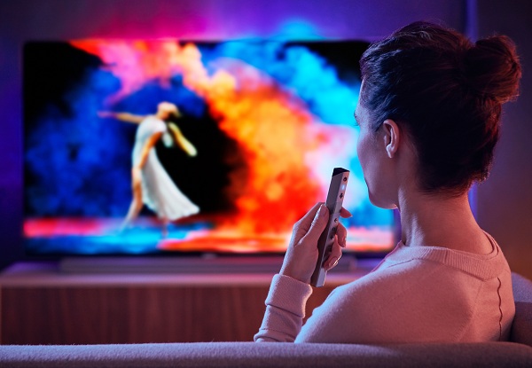 Nové modely OLED a LCD televízorov Philips, ktoré majú oparečný systém Android TV získali aj podporu pre digitálneho hlasového asistenta Google Assistant.