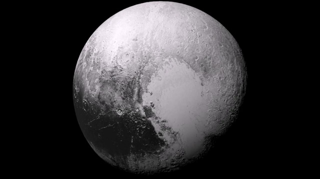 NASA zverejnila video, ktoré simuluje let a takmer úplné pristátie na trpasličiu planétu Pluto