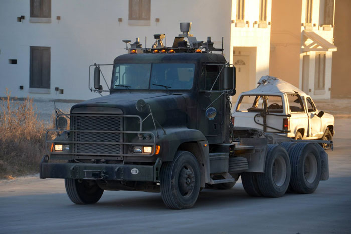M915 vybavené autonómnym modulom