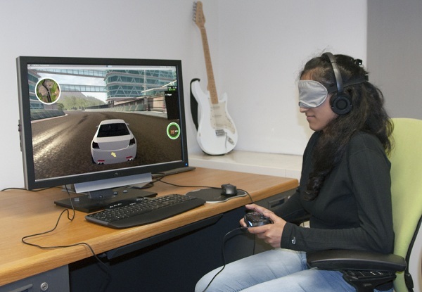 Technológia RAD je základným systémom, ktorý umožňuje nevidiacim ľuďom hranie aj bežných pretekárskych hier s plnou 3D grafikou, realistickou fyzikou vozidiel, komplexnými závodnými dráhami so štandardným ovládačom k PlayStation 4.