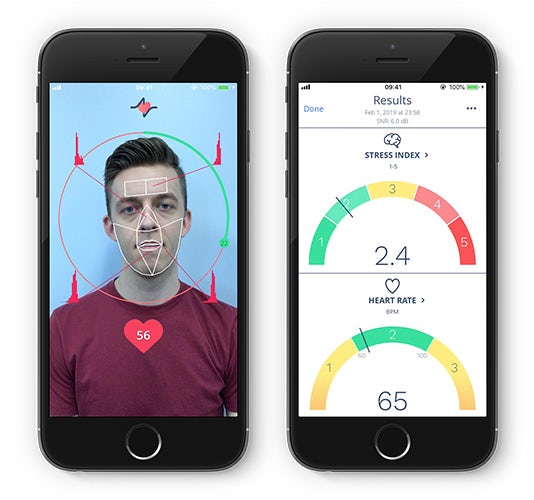 Technológia transdermálneho optického zobrazenia dokáže analýzou krátkeho selfie videa zmerať z tváre používateľa smartfónu jeho krvný tlak. 